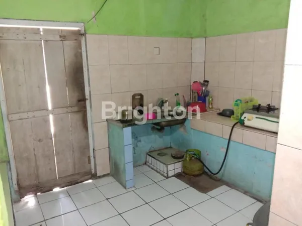 image RUMAH STRATEGIS PINGGIR JALAN UTAMA KARAWANG DEKAT SATE MARANGGI H YETTY (7)