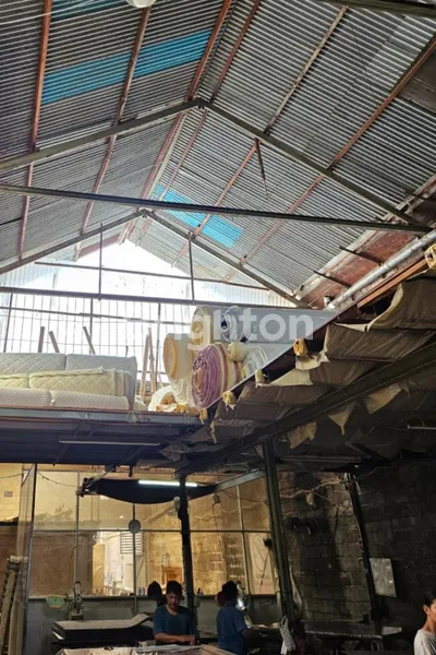 image GUDANG SIAP PAKAI DI PURWOMUKTI BARAT, PEDURUNGAN, SEMARANG TIMUR (6)