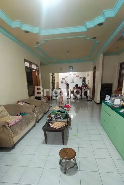 image RUMAH MEWAH 2 LANTAI TENGGILIS - DEKAT UNIVERSITAS SURABAYA (3)