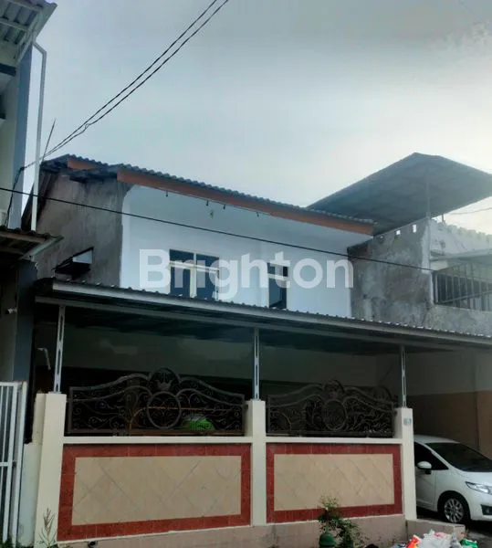 image RUMAH MEWAH 2 LANTAI TENGGILIS - DEKAT UNIVERSITAS SURABAYA (2)