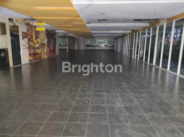 image GEDUNG PUSAT KOTA DI JALAN KAYOON COCOK UNTUK KOMERSIAL DEKAT DENGAN JALAN BASUKI RACHMAT, PANGLIMA SUDIRMAN, PEMUDA (4)