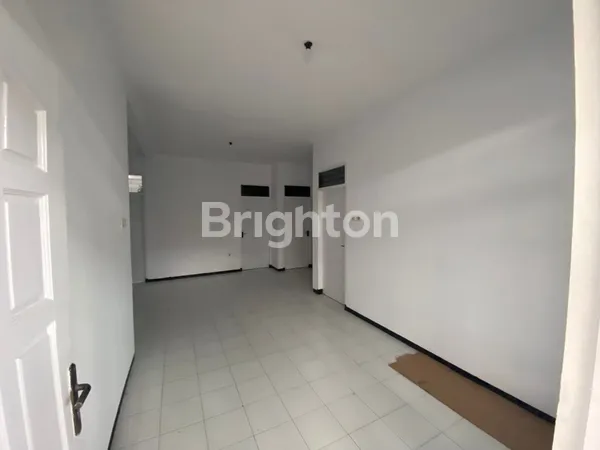 image RUMAH SUPER PUTIH-BERSIH SIAP DIKONTRAKKAN - PURI PALMA ARAYA (8)