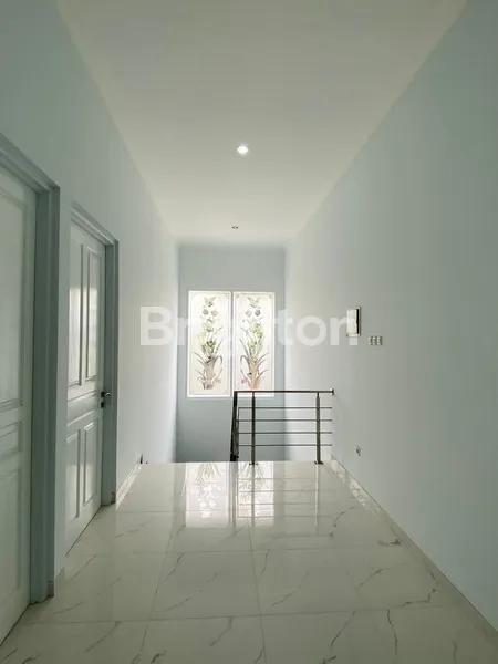image RUMAH 2 LANTAI DI BUKIT PALMA CITRALAND SURABAYA BARAT, DEKAT DENGAN PAKUWON MALL, GRAHA FAMILI (3)