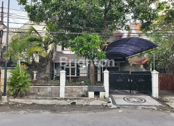 image RUMAH DI NGINDEN INTAN BARAT SURABAYA TIMUR STRATEGIS, DEKAT MERR, PANJANG JIWO, MANYAR, KLAMPIS, NGAGEL, PUCANG (4)
