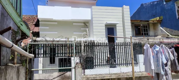 image RUMAH 1½ LANTAI SIAP HUNI BARU RENOV PANJUNAN ASTANA ANYAR (1)