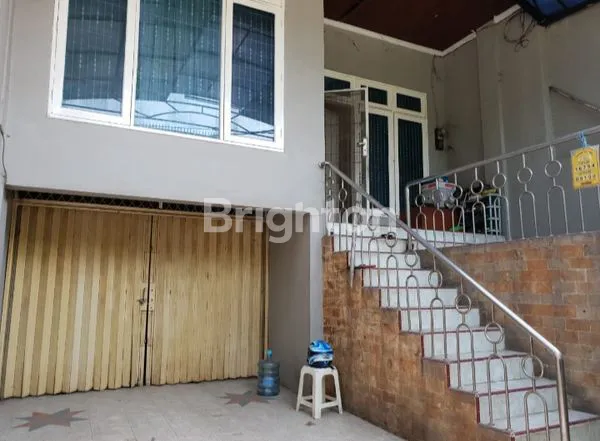 image RUMAH SIAP HUNI  3 LANTAI TELUK GONG (3)