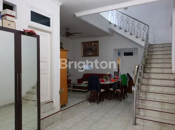 image RUMAH SIAP HUNI  3 LANTAI TELUK GONG (5)