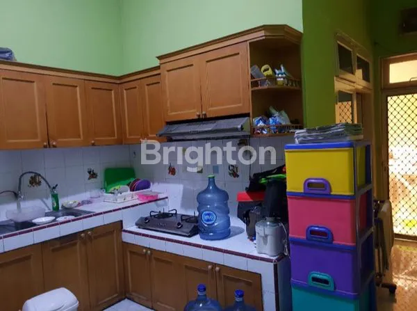 image RUMAH SIAP HUNI  3 LANTAI TELUK GONG (6)