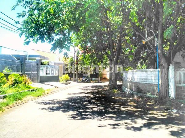 image BANGUNAN LAMA  MEDOKAN AYU HITUNG TANAH , SURABAYA TIMUR (5)