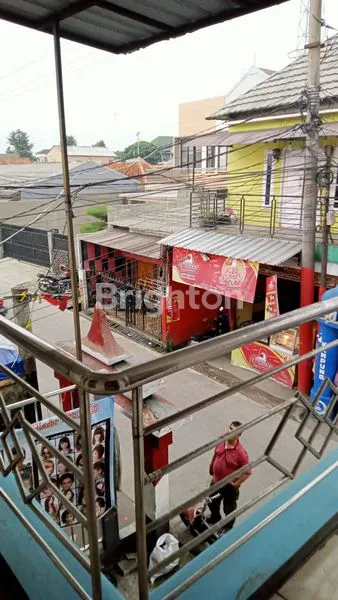 image RUKO 2 LANTAI SANGAT COCOK SEKALI BUAT USAHA KARENA DI PUSAT KERAMAIAN USAHA BERADA DI JL NURKIM CIBOGOR CIBOGEL CIKARET KOTA BATU BOGOR  (4)