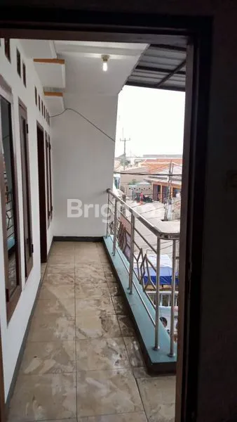 image RUKO 2 LANTAI SANGAT COCOK SEKALI BUAT USAHA KARENA DI PUSAT KERAMAIAN USAHA BERADA DI JL NURKIM CIBOGOR CIBOGEL CIKARET KOTA BATU BOGOR  (7)
