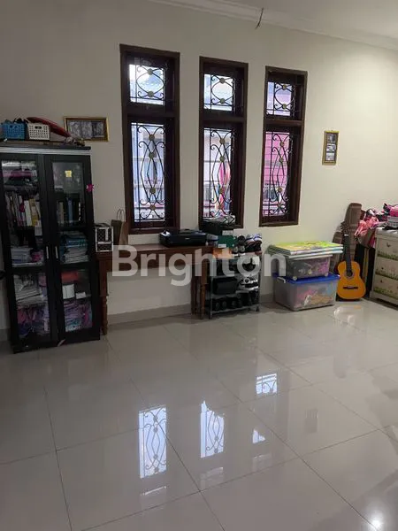 image RUMAH KONSEP TOWNHOUSE (6)