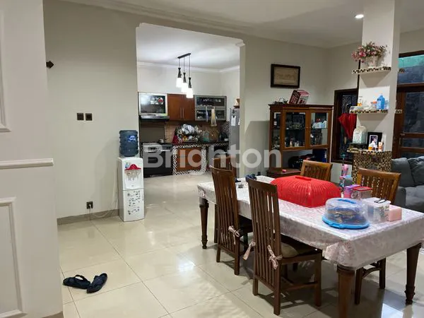 image RUMAH KONSEP TOWNHOUSE (2)