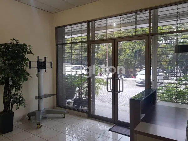 image RUKO GRAND ARIES NIAGA, 5 LANTAI, FURNISH LENGKAP DGN PERALATAN KANTOR, PINGGIR JALAN RAYA, SAMPING TOL KEBON JERUK/MERUYA, PURI, JAKARTA BARAT, HADAP SELATAN, NEGO SAMPE DEAL (8)