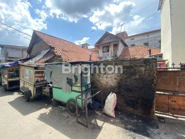 image DIJUAL RUMAH DI DAERAH HAJI UMAR (2)