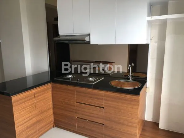 APARTEMEN OAK TOWER LANTAI 18