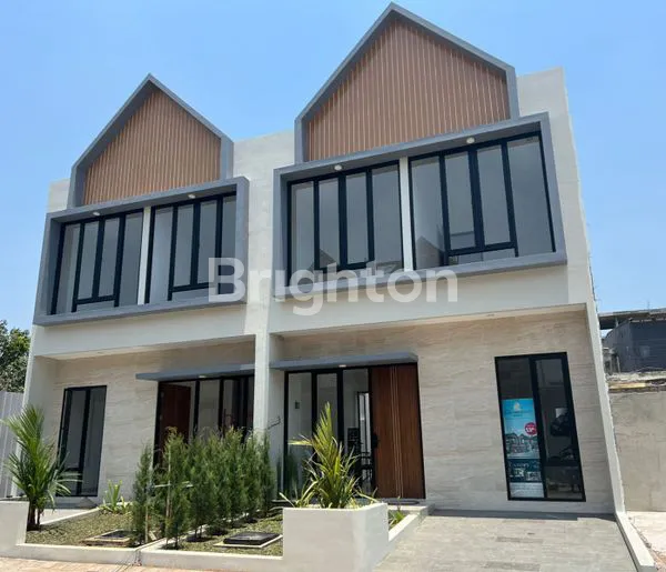 image RUMAH MURAH SURABAYA BARAT LEBAR 10 METER (1)