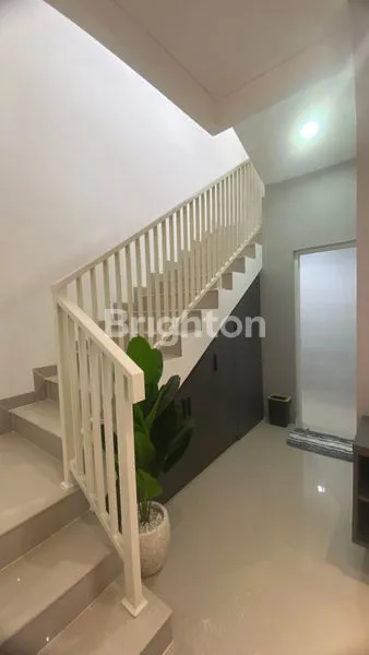 image RUMAH BARU DARMO PERMAI SELATAN (2)