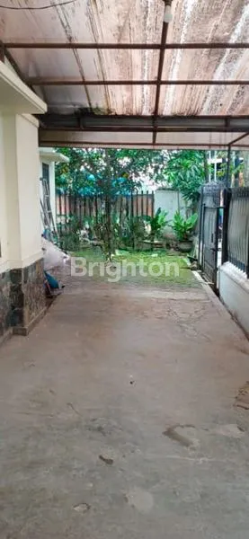 image RUMAH LUAS POJOK DIJUAL DI AREA JALAN IKAN-IKAN KOTA MALANG (3)