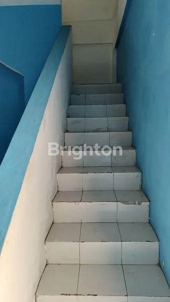 image RUKO 3 LANTAI DI SEWAKAN DI PERTOKOAN GATSU TENGAH (8)