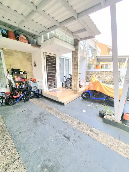 image RUMAH CLUSTER 2 LANTAI MENGHADAP TAMAN DI WINDELRIO TOWNHOUSE JASMIN  (8)