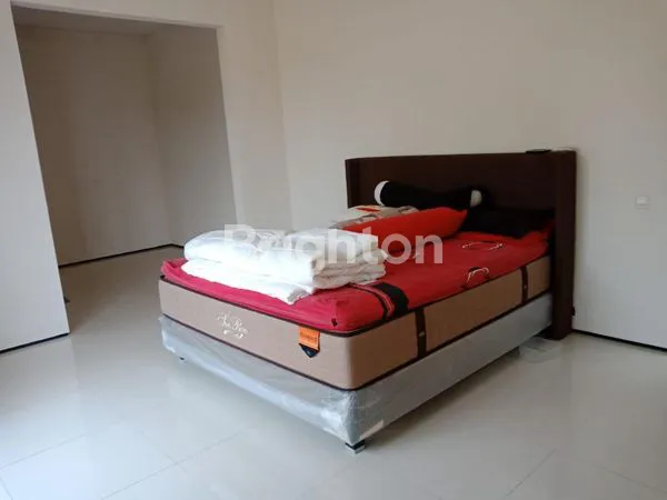 image RUMAH DISEWAKAN FULL PERABOT 2 LANTAI DI ARAYA MALANG (5)