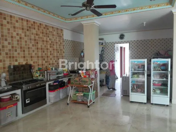 image RUMAH KLASIK 2.5 LT DI VILLA  RIVIERA PAKUWON CITY SURABAYA SIAP HUNI (8)