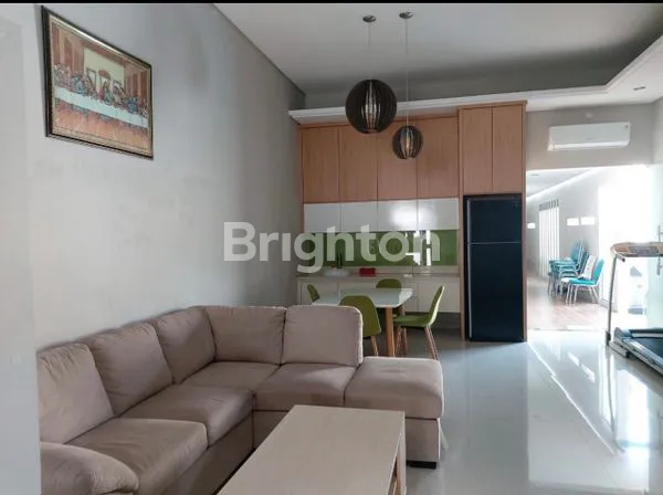 image RUMAH SIAP HUNI ELITE, NYAMAN, ADA KOLAM RENANG PRIBADI, LOKASI DI SOLOBARU!! KAWASAN RUMAH MEWAH, HANYA 3 MENIT KE PAKUWON MALL SOBA!! ISTIMEWA (7)