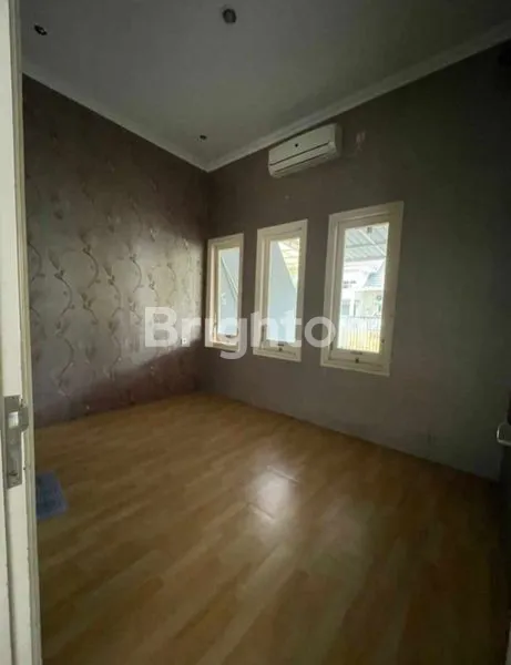 image SELANGKAH KE RAYA MERR, RUMAH PONDOK CANDRA CLUSTER FAVORIT, MINIMALIS TERAWAT (2)