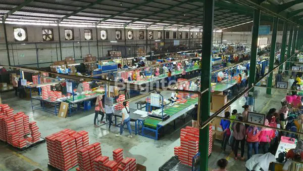 image PABRIK SEPATU AKTIF (8)