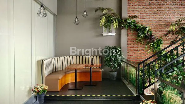GEDUNG COCOK UNTUK CAFE / RESTORAN JL WARUNG BUNCIT RAYA MAMPANG JAKARTA SELATAN