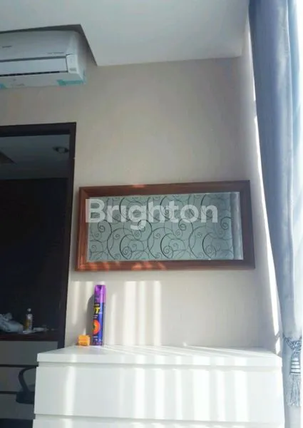 image APARTEMEN TAMANSARI PAPILIO HOOK, VIEW JEMBATAN SURAMADU-BANDARA JUANDA, DENGAN BANYAK FASILITAS UMUM SEPERTI POOL, RESTORAN & CAFE, GYM, KLINIK, SPA MASSAGE, MINI MARKET, SALON, LAUNDRY DLL (2)