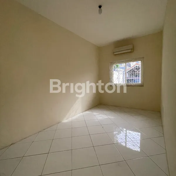 image RUMAH HOOK SIAP HUNI DEKAT PAKUWON CITY MULYOSARI WISMA PERMAI KERTAJAYA  DHARMAHUSADA KENJERAN MERR KEPUTIH ITS UNAIR WIDYA MANDALA WM GALAXY MALL (5)