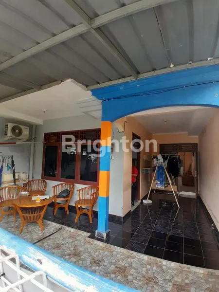 image RUMAH PLUS KIOS PINGGIR JALAN RAYA DI KOTA DEPOK (2)