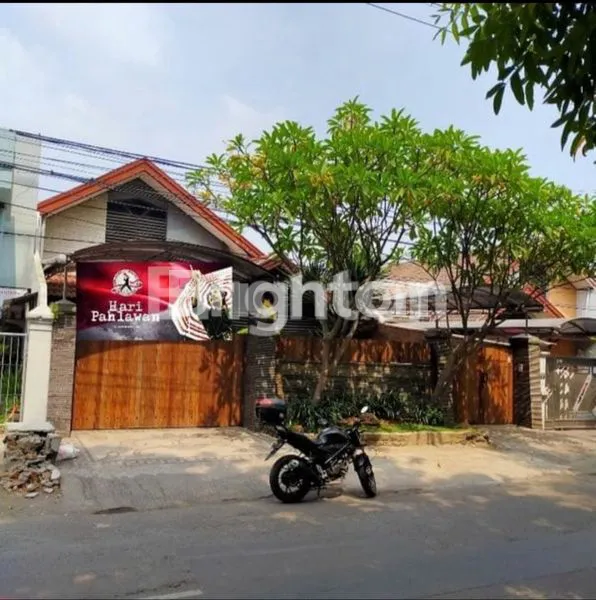 image RUMAH KOMERSIL RAYA MANUKAN TAMA SURABAYA BARAT (1)