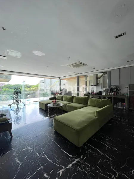 image RUMAH 5 LANTAI MEWAH FASILITAS LENGKAP BINTARO JAKARTA SELATAN (3)