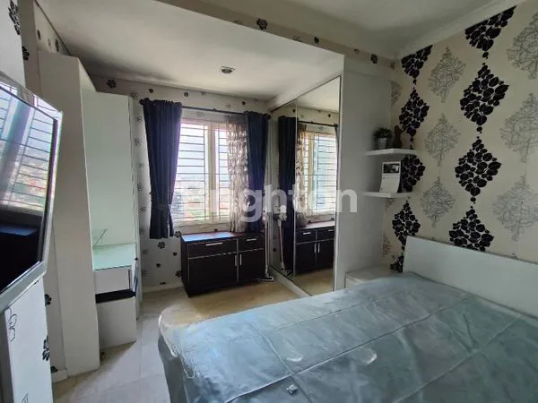 image APARTEMENT ROYAL MEDITERANIA 2 BEDROOM HIGH FLOOR CANTIK FULL FURNISHED LANTAI TINGGI VIEW CP (3)