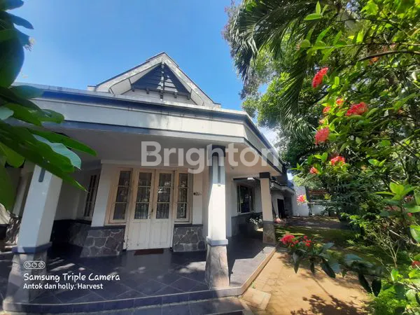 image RUMAH KOLONIAL (1)