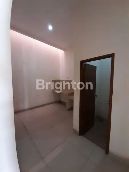 image RUMAH BARU DI LARANGAN, TIDAK BANJIR,BUKTIKAN, LOKASI STRATEGIS DEKAT MERUYA/KEBON JERUK, BANGUNAN 2 LANTAI (5)