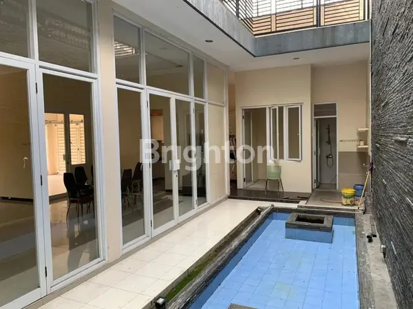 image RUMAH MINIMALIS TERAWAT DI BARUK, LOKASI STRATEGIS (5)