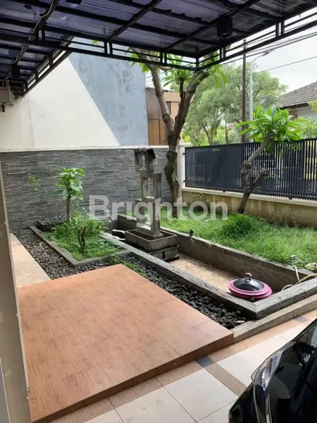 image RUMAH MINIMALIS TERAWAT DI BARUK, LOKASI STRATEGIS (3)