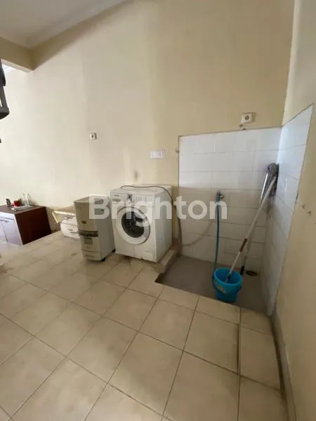image SEMI FURNISH RUMAH DI WISATA BUKIT MAS CLUSTER ALEXANDRIA. MEWAH STRATEGIS TENGAH KOTA SURABAYA HARGA NEGO MURAH. AKSES KEMANAPUN MUDAH (2)