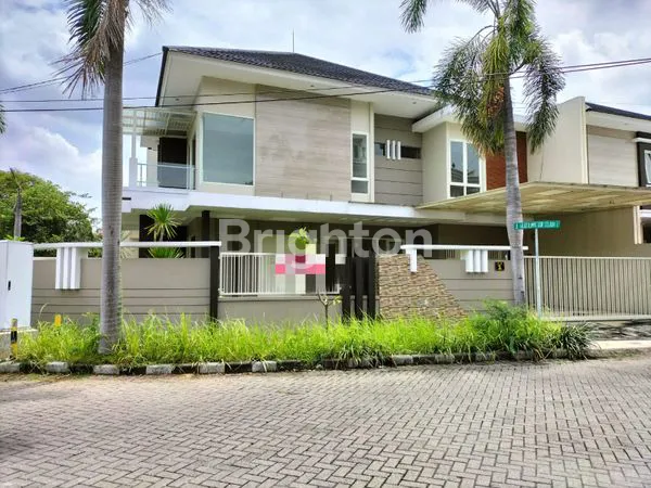 image RUMAH DHARMAHUSADA INDAH BARAT (1)