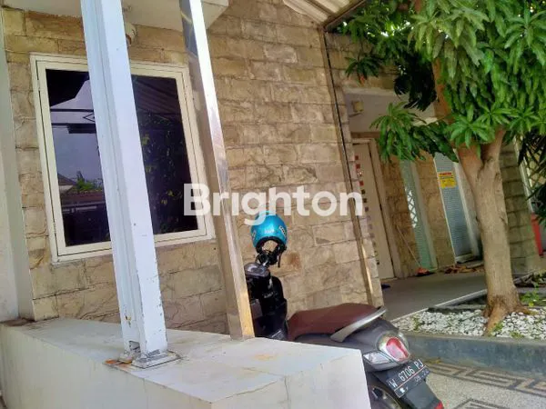 image RUMAH NYAMAN 2 LANTAI, LOKASI STRATEGIS (1)