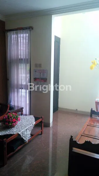 image RUMAH MEGAH DESAIN MODERN DI KEMANG PRATAMA 2 BEKASI (5)