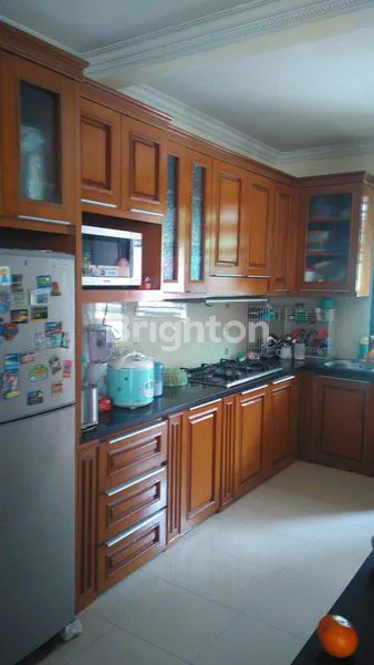 image RUMAH MEGAH DESAIN MODERN DI KEMANG PRATAMA 2 BEKASI (6)