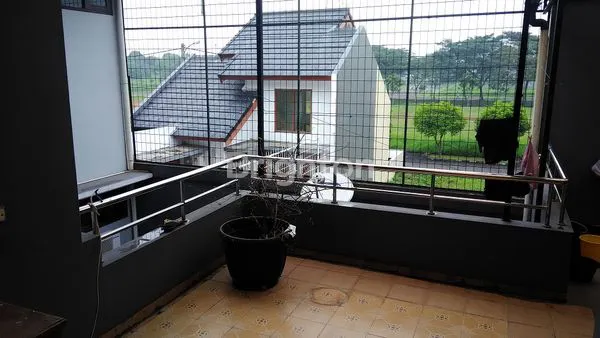 image RUMAH MEGAH DESAIN MODERN DI KEMANG PRATAMA 2 BEKASI (7)