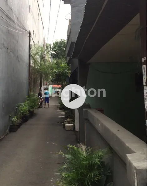 image RUMAH TANJUNG DUREN BANGUNAN BARU 3,5 LANTAI (2)