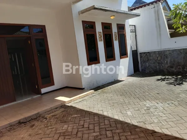 image RUMAH BAGUS STRATEGIS DI PONDOK BLIMBING INDAH MALANG (8)