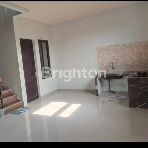 image RUMAH DI PERUMAHAN MENGANTI PERMAI GRESIK (5)